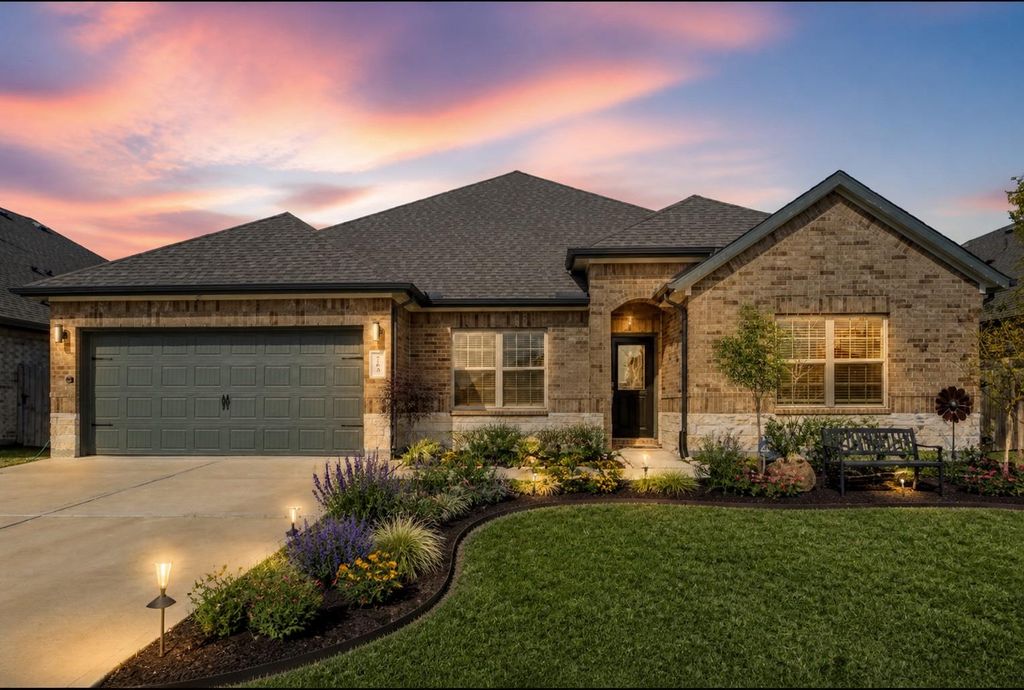 723 Westwood Drive, League City, TX 77573