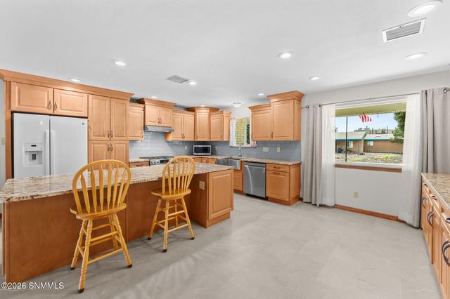1837 Fairway Circle, Las Cruces, NM 88011