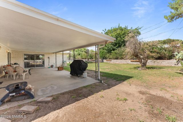1837 Fairway Circle, Las Cruces, NM 88011