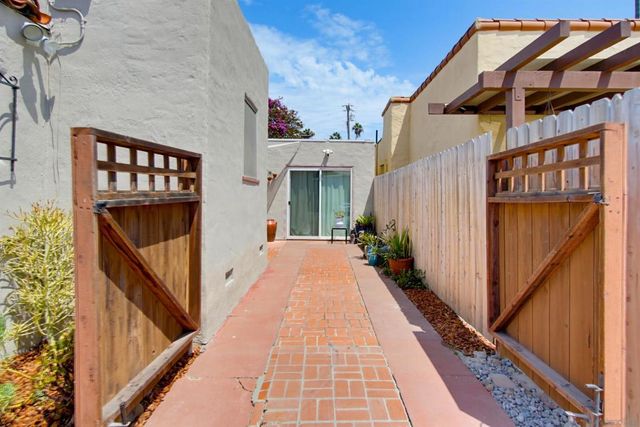 4511 Maryland St., San Diego, CA 92116