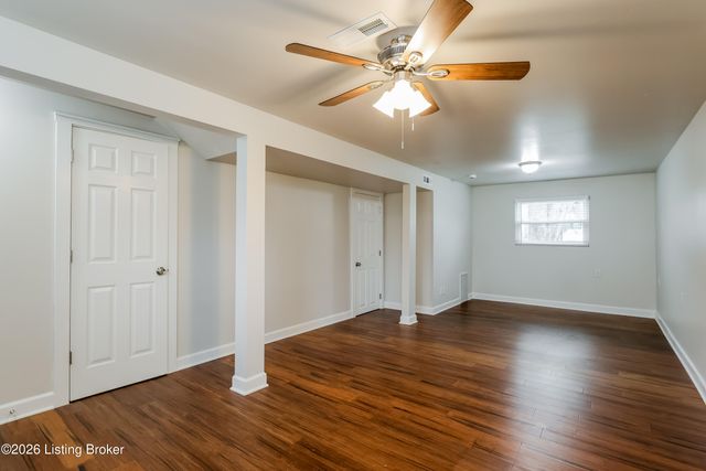 6125 Park Rd, Crestwood, KY 40014