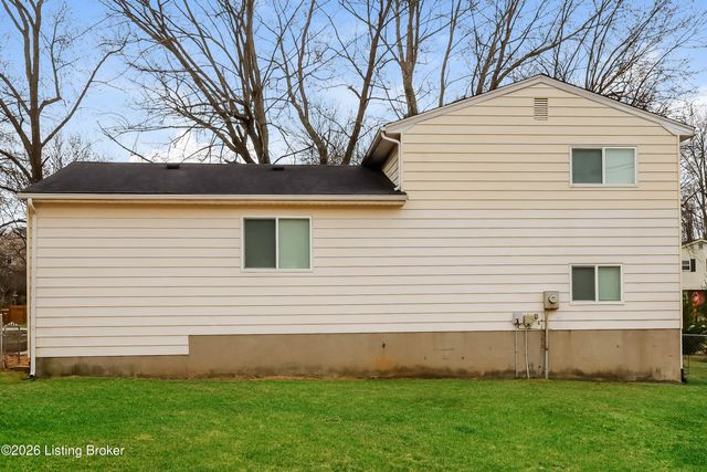 6125 Park Rd, Crestwood, KY 40014