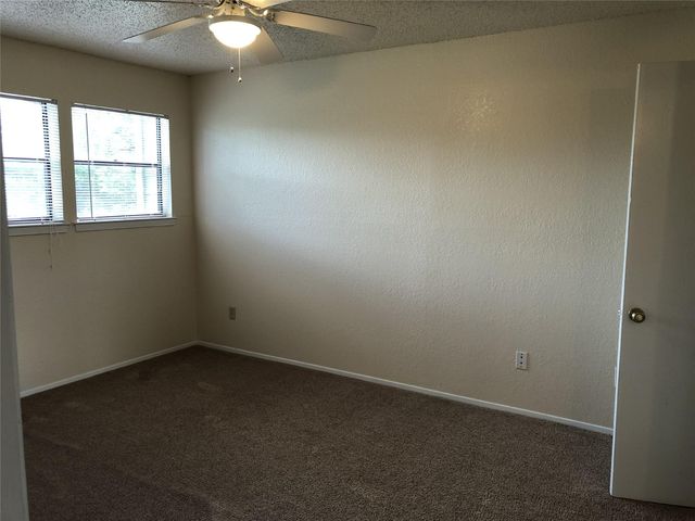 8300 Bradford Edward CV B, Austin, TX 78759