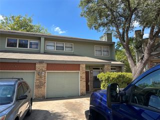 8300 Bradford Edward CV B, Austin, TX 78759