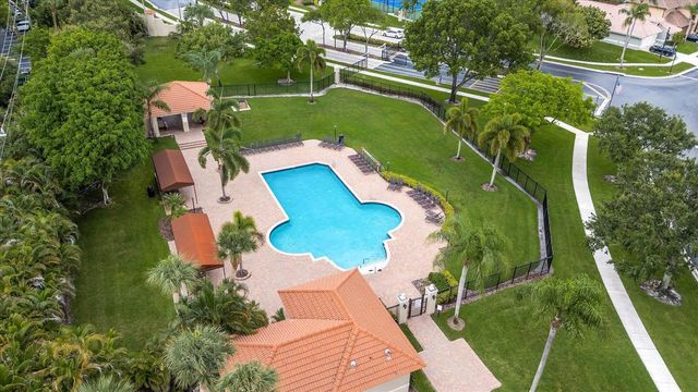 10112 Aqua Vista Way, Boca Raton, FL 33428