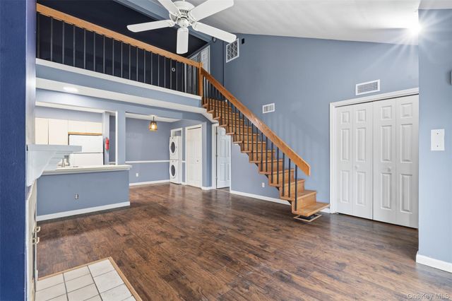 239 Deer Hill Road, South Salem, NY 10590