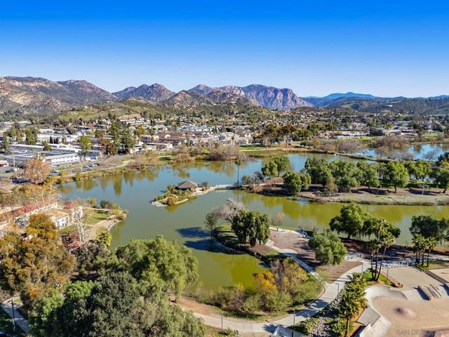 12923 Mapleview Street 8, Lakeside, CA 92040