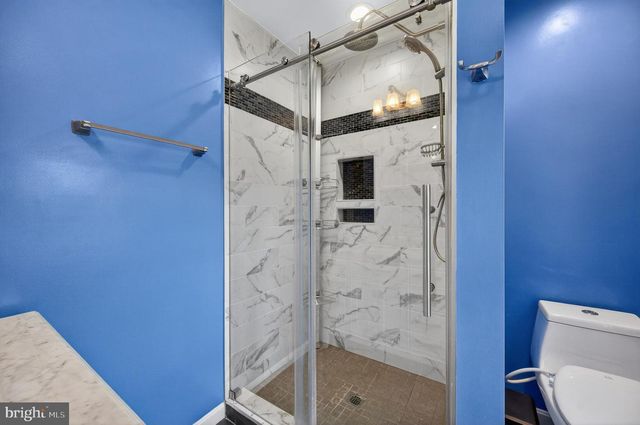 13437 MELVILLE LN, Chantilly, VA 20151