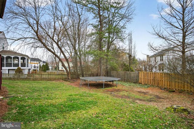 13437 MELVILLE LN, Chantilly, VA 20151