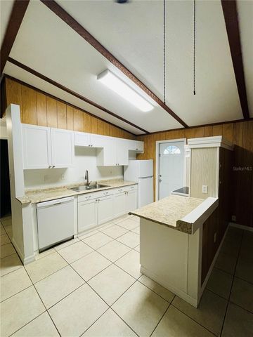 1335 S MARTIN LUTHER KING JR AVENUE, Clearwater, FL 33756