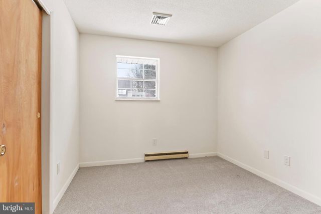 8 W MANOR AVE, Enola, PA 17025