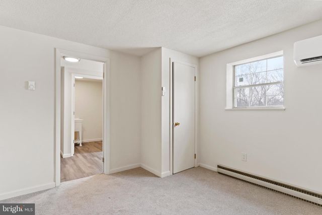 8 W MANOR AVE, Enola, PA 17025