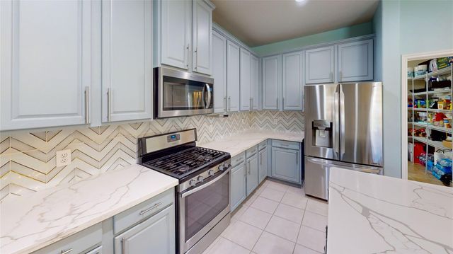 25222 Bright Hollow Lane, Katy, TX 77494