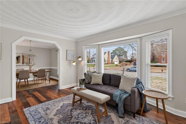 1432 Pine Grove LN, Chesapeake, VA 23321