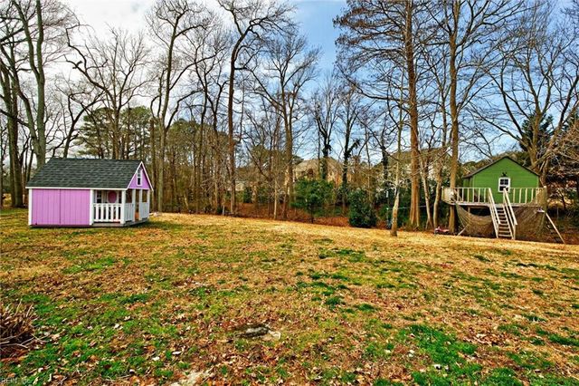 1432 Pine Grove LN, Chesapeake, VA 23321