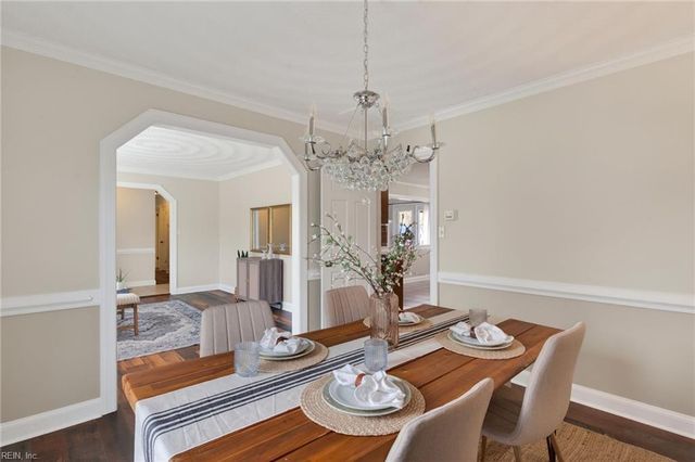 1432 Pine Grove LN, Chesapeake, VA 23321