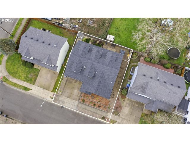 272 LAURINE St Ne, Salem, OR 97301