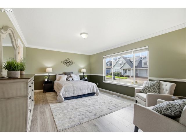 272 LAURINE St Ne, Salem, OR 97301