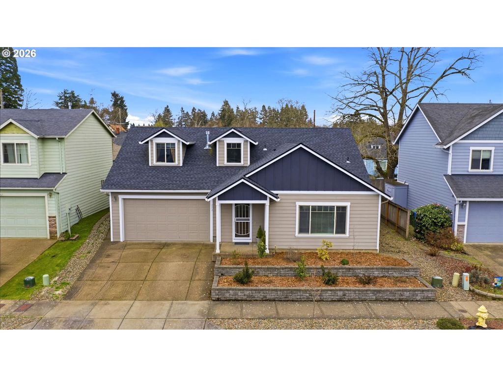 272 LAURINE St Ne, Salem, OR 97301