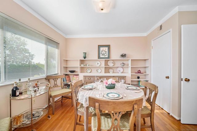 2244 Penrose, San Diego, CA 92110
