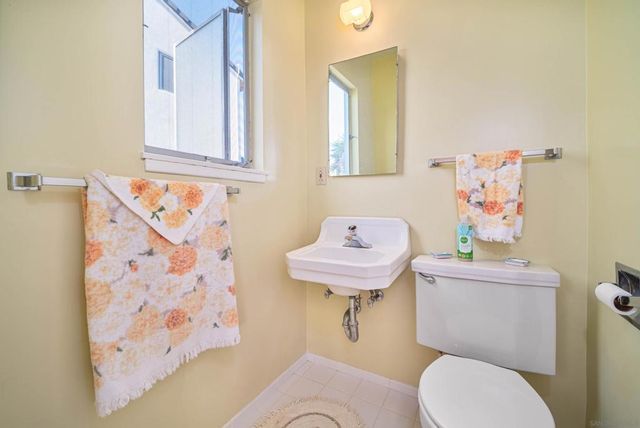 2244 Penrose, San Diego, CA 92110