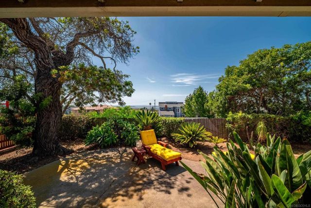 2244 Penrose, San Diego, CA 92110