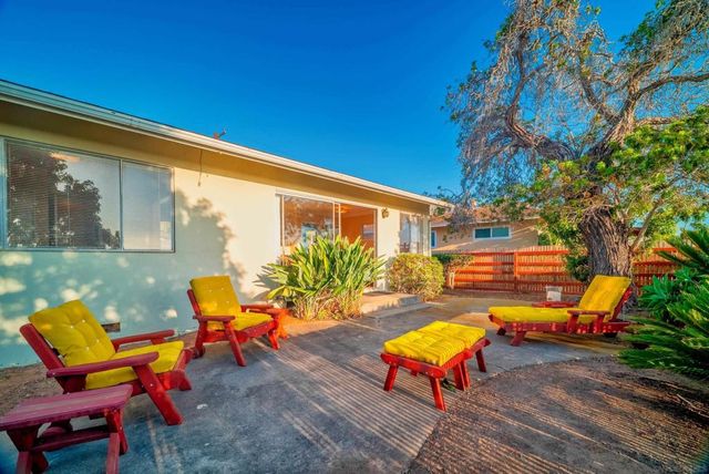 2244 Penrose, San Diego, CA 92110