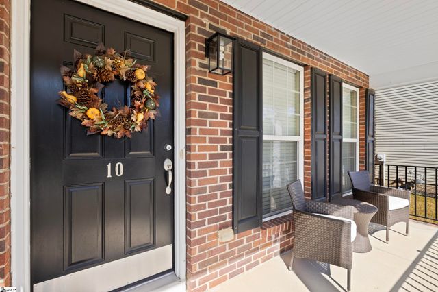 10 Ridgeleigh Way, Simpsonville, SC 29681