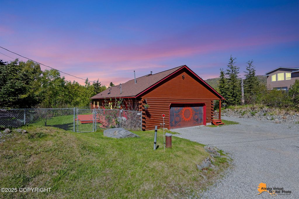 7435 Old Hillside Way, Anchorage, AK 99516