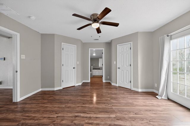 205 S Mable Street, Ferris, TX 75125