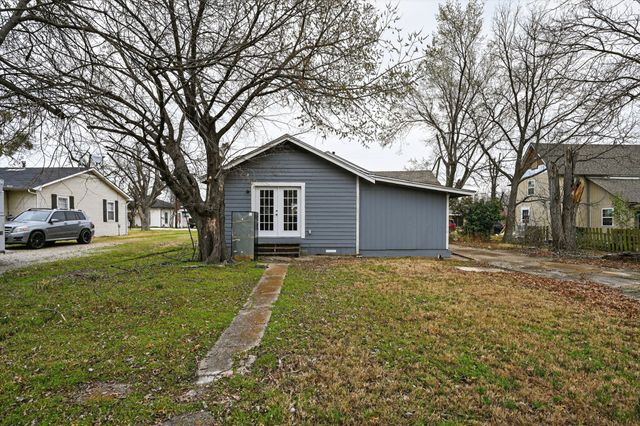 205 S Mable Street, Ferris, TX 75125