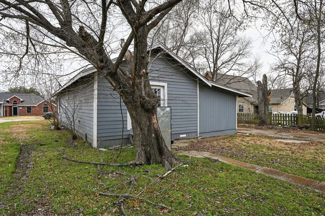 205 S Mable Street, Ferris, TX 75125