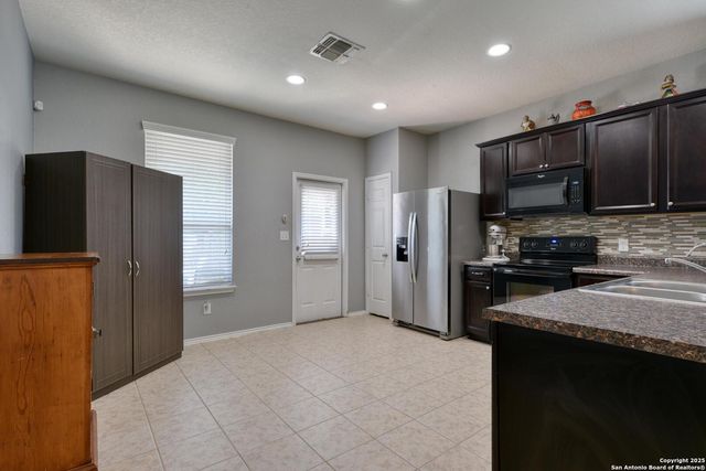 10322 Castello Canyon, San Antonio, TX 78254