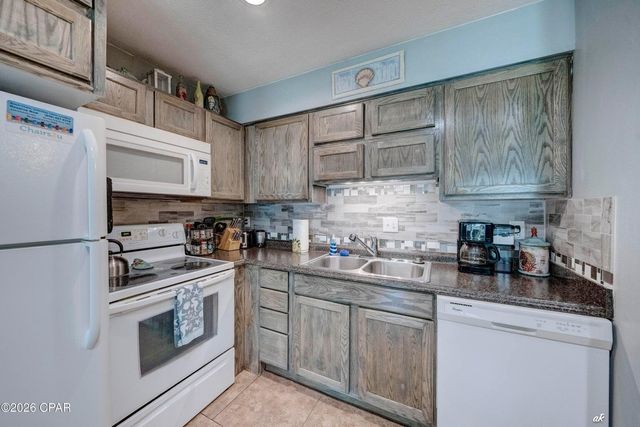 6205 Thomas UNIT F2, Panama City Beach, FL 32408