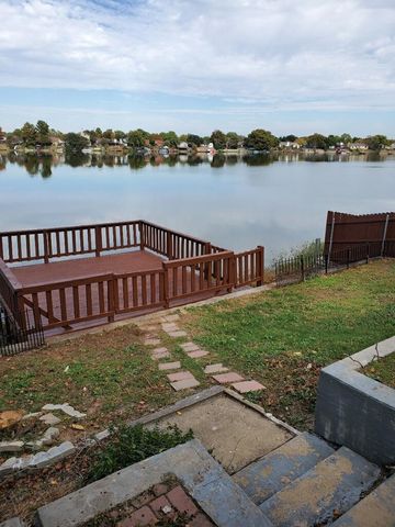 1317 Lakeshore Drive, Irving, TX 75060