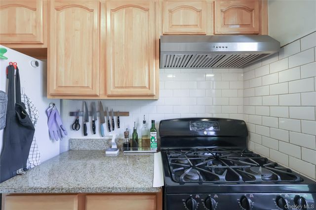 63-61 99th Street E6, Rego Park, NY 11374