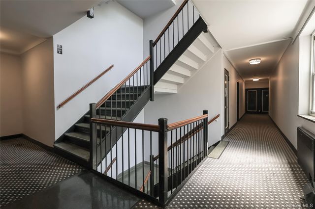 63-61 99th Street E6, Rego Park, NY 11374