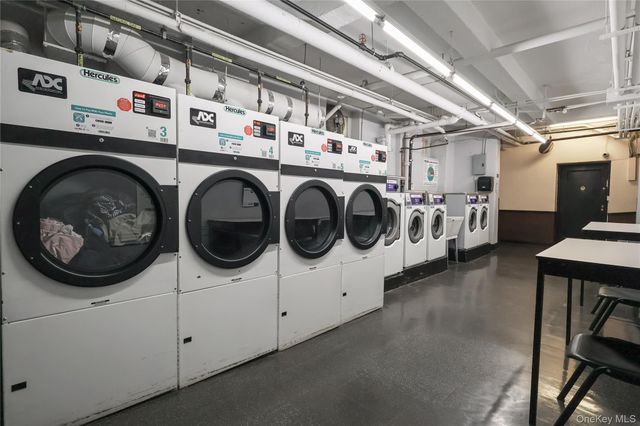 63-61 99th Street E6, Rego Park, NY 11374