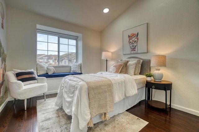 15 Amy Dr, San Mateo, CA 94403