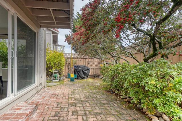 15 Amy Dr, San Mateo, CA 94403