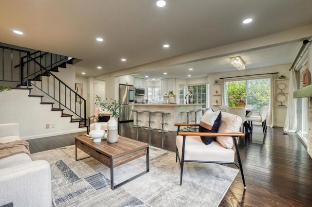 15 Amy Dr, San Mateo, CA 94403