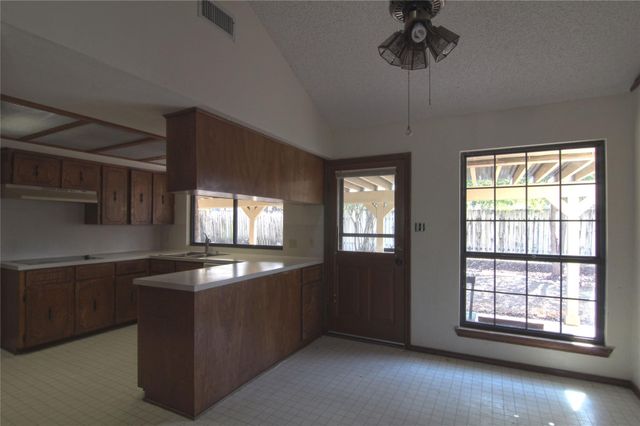 2507 Chaparral Park RD, Manchaca, TX 78652