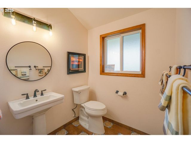 9000 Ne 394TH St, La Center, WA 98629