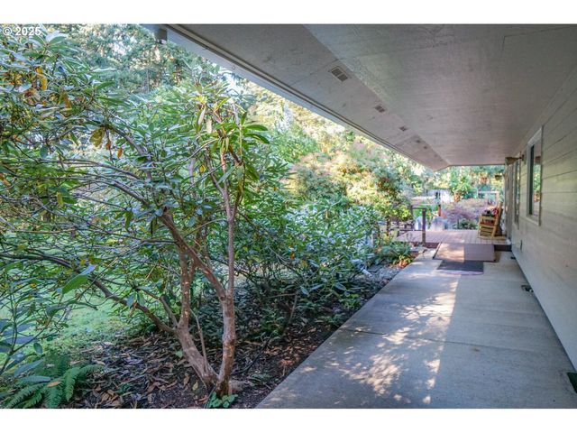 9000 Ne 394TH St, La Center, WA 98629