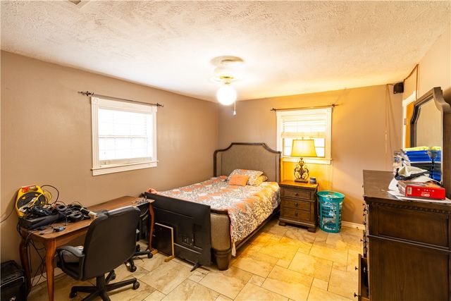 1214 Bittle Lane, Bryan, TX 77801