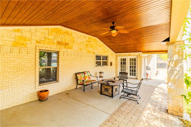 1214 Bittle Lane, Bryan, TX 77801
