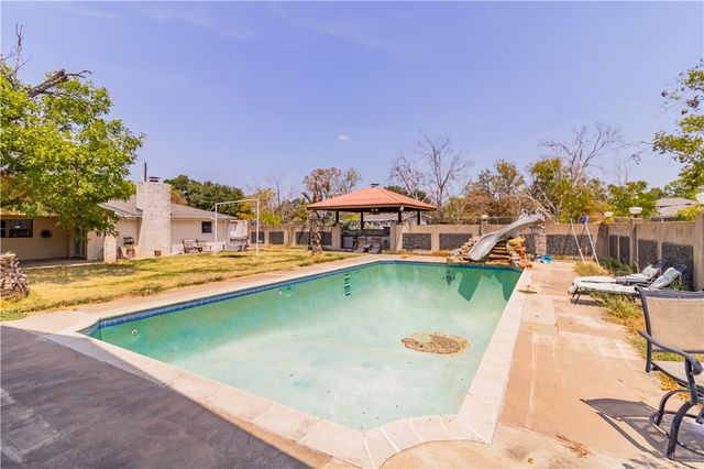 1214 Bittle Lane, Bryan, TX 77801