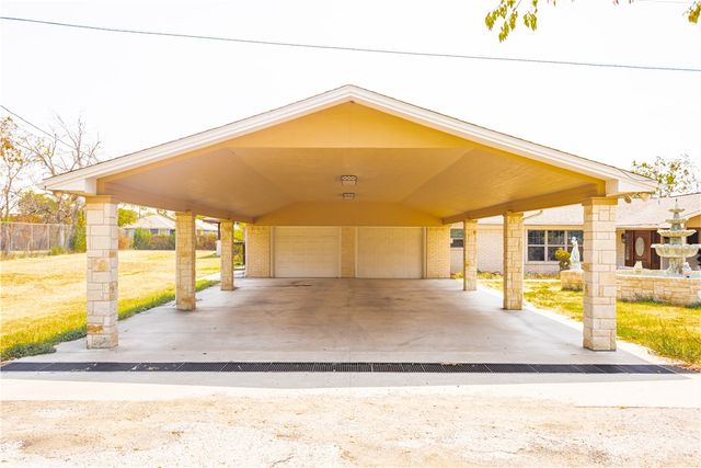 1214 Bittle Lane, Bryan, TX 77801