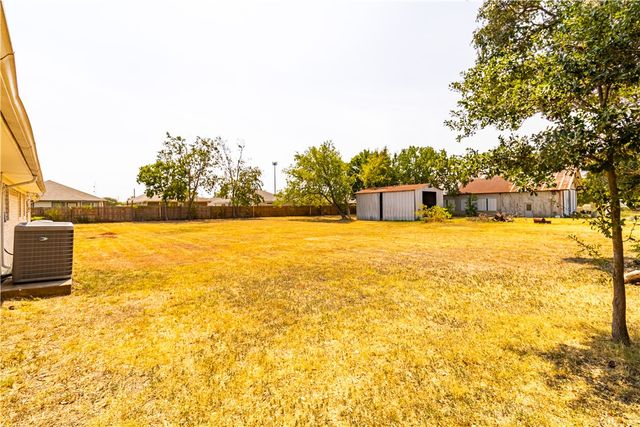 1214 Bittle Lane, Bryan, TX 77801