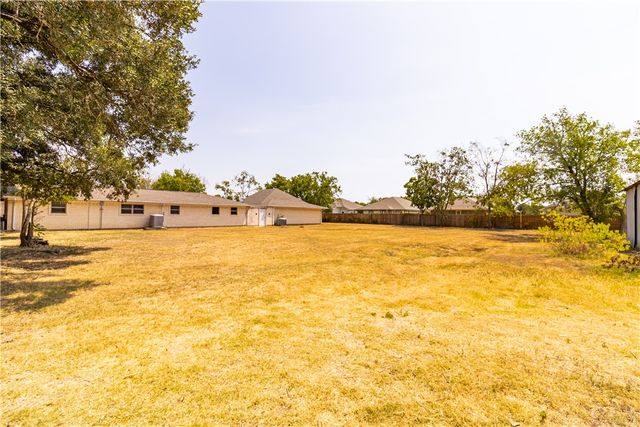 1214 Bittle Lane, Bryan, TX 77801